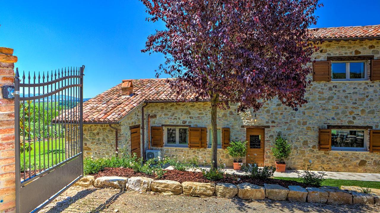 Villa Casale Dei Gelsomini 8 Todi Esterno foto